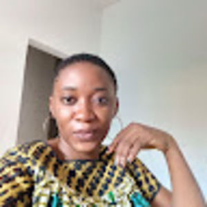 Meet your Posher, Lydienne